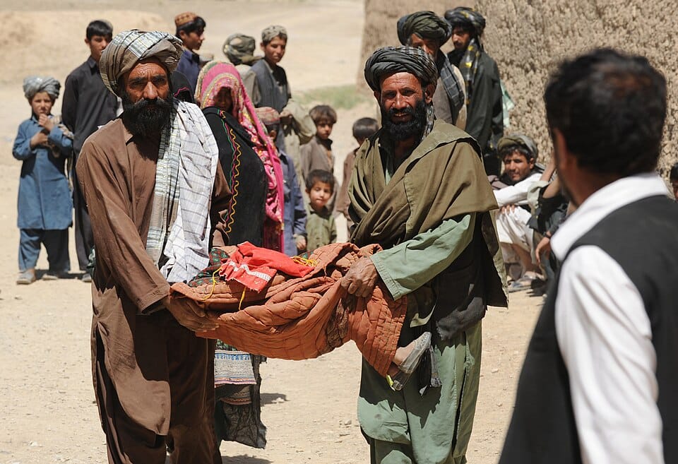 Как россияне относятся к своему здоровью: от чекапов до самолечения