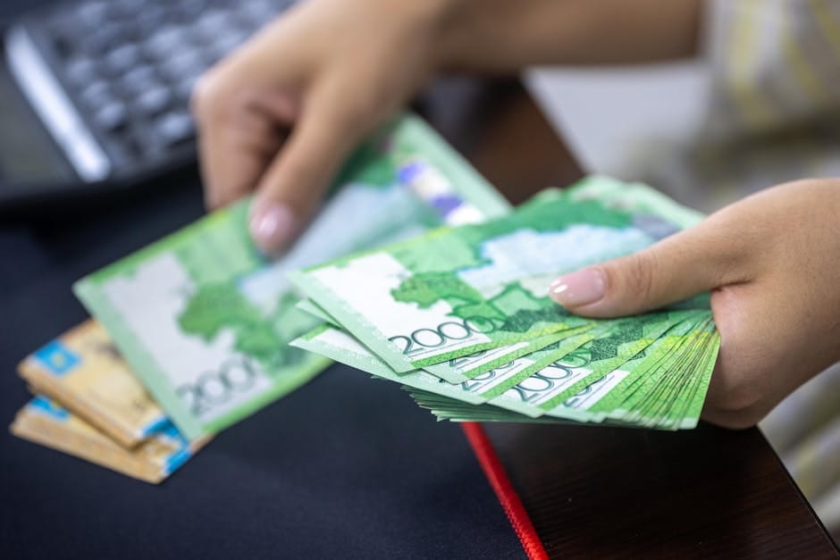 Как россияне экономят: лайфхаки, промокоды и кешбэк