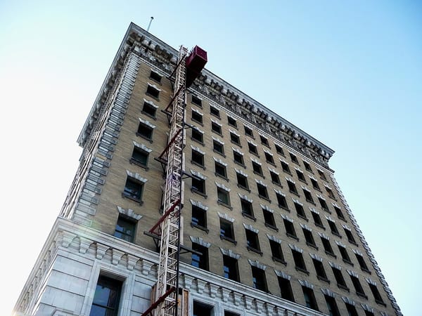 Россия в 2026 году глазами молодого поколения: надежды и тревоги